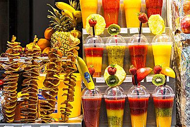 《森林之子》最新更新：大力凯文能扛两根木头了！